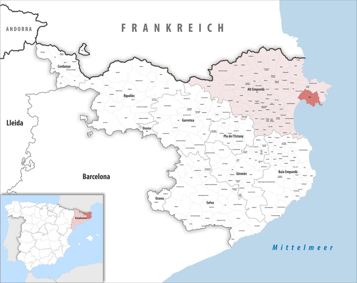 - (Rosa 'Bobby James' Ramblertype)